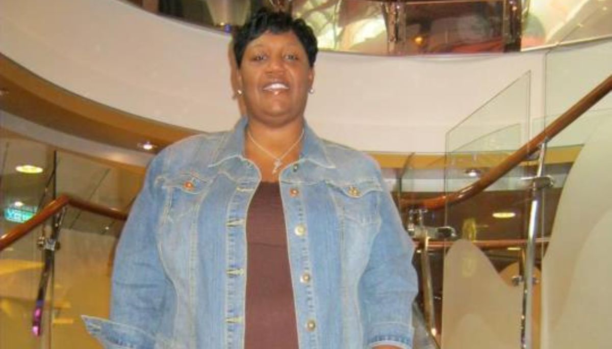 St. Vincent’s Basketball Coach Tonya Mackey, 57, Passes Away After Illness, Leaving Savannah Community Heartbroken