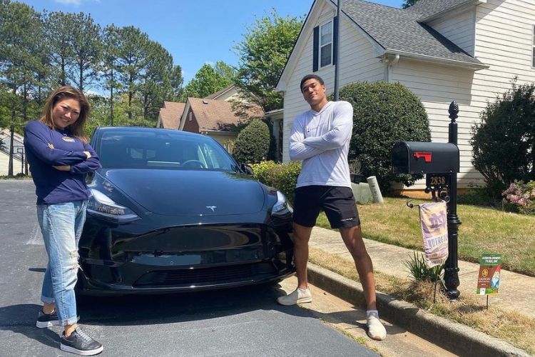 Is Kyle Hamilton Related To Tiger Woods? Family Tree